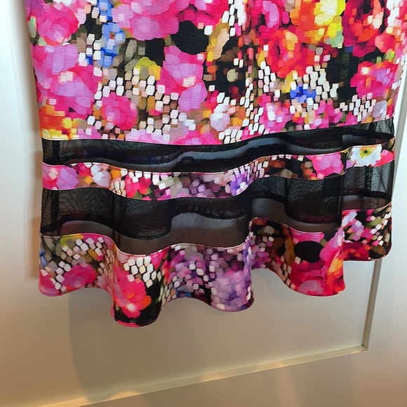 Badgley Mischka  size 6 women's multi Color dress. Size 6. As new - Picture 6 of 8